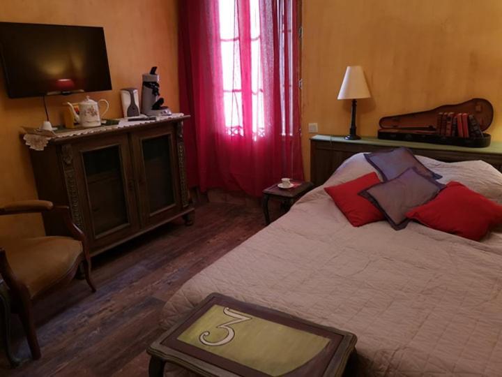 El Castell Embruixat Hotell Saint-Hippolyte  Eksteriør bilde